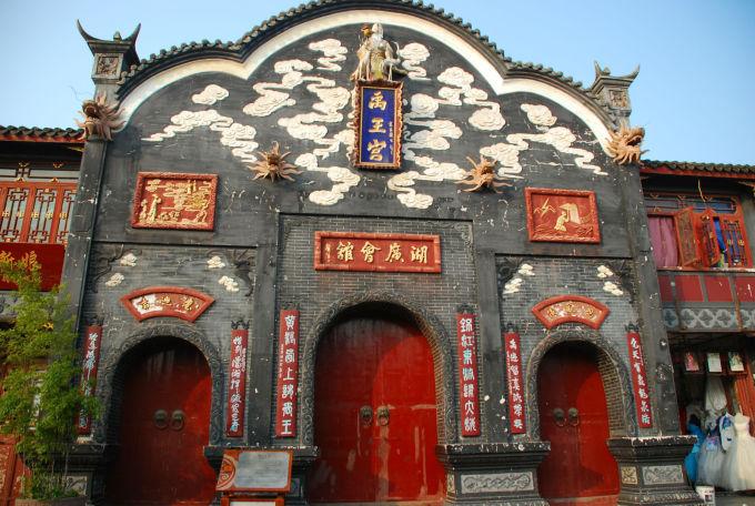 重庆16岁小伙留下信息要去缅北“发财”? 警方连夜排查将他劝回家
